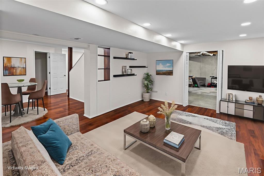 Fountain Place 01 - Residential