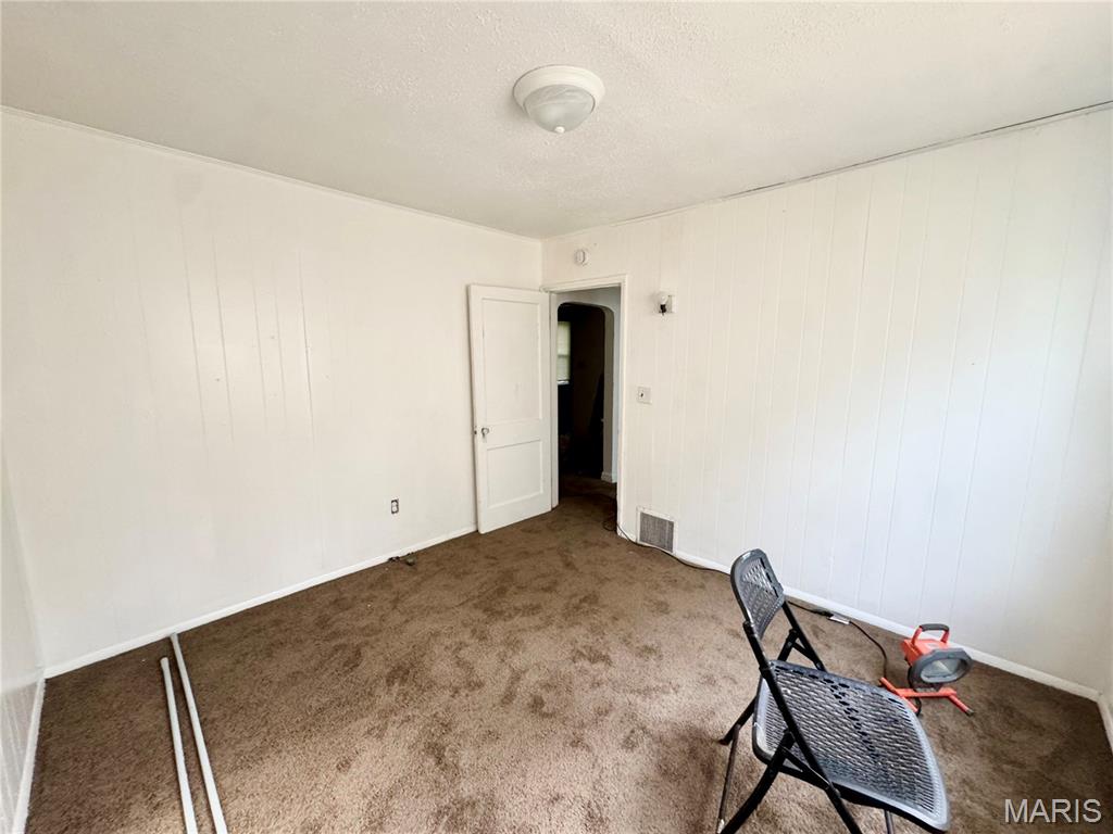 Airport City - Residential Lease