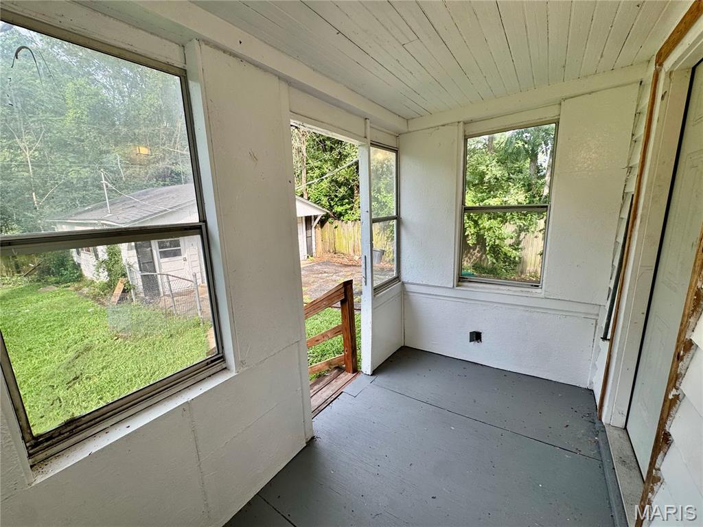 Airport City - Residential Lease