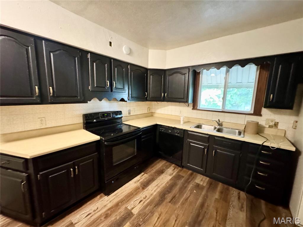 Airport City - Residential Lease