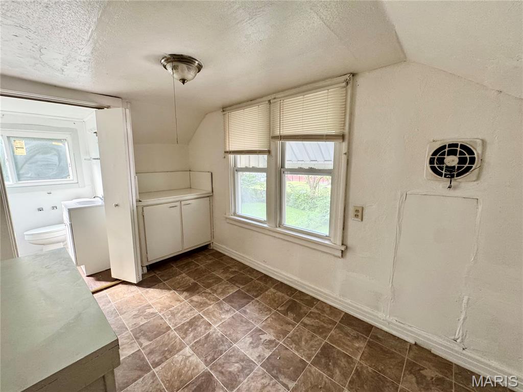 Airport City - Residential Lease