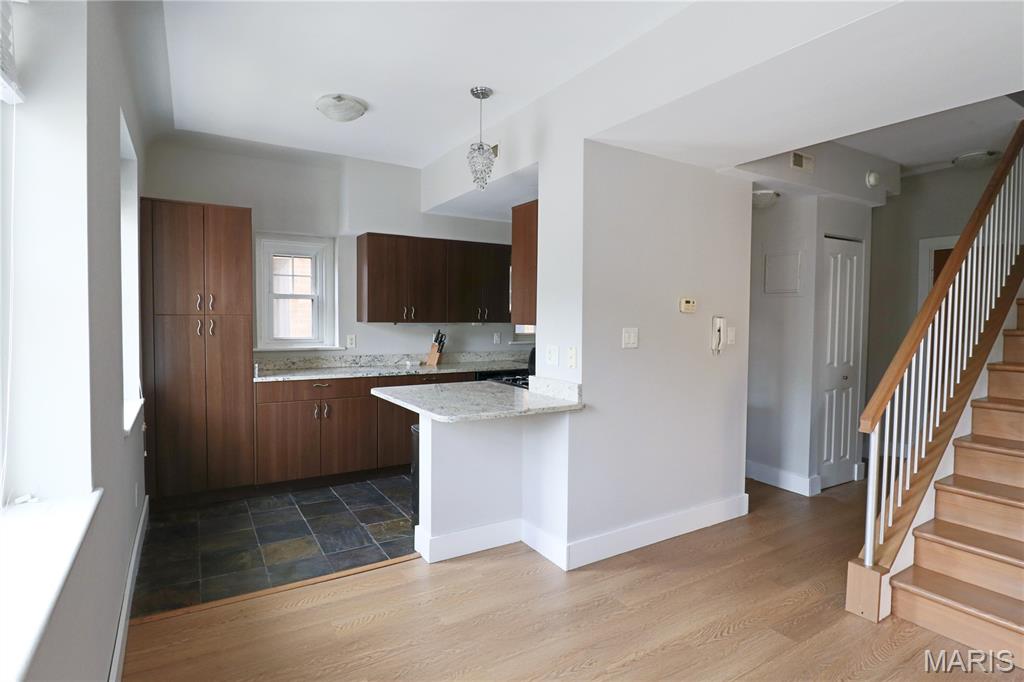 Loop Condo The - Residential