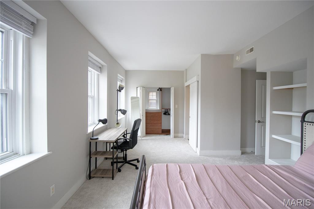 Loop Condo The - Residential