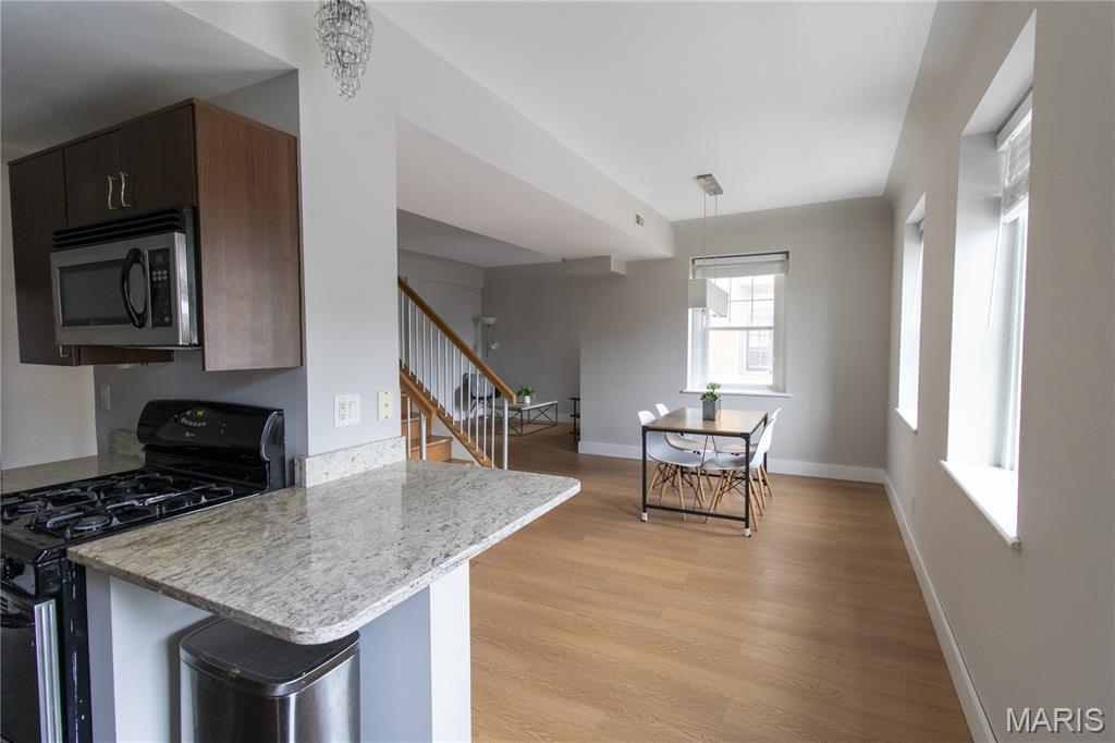 Loop Condo The - Residential