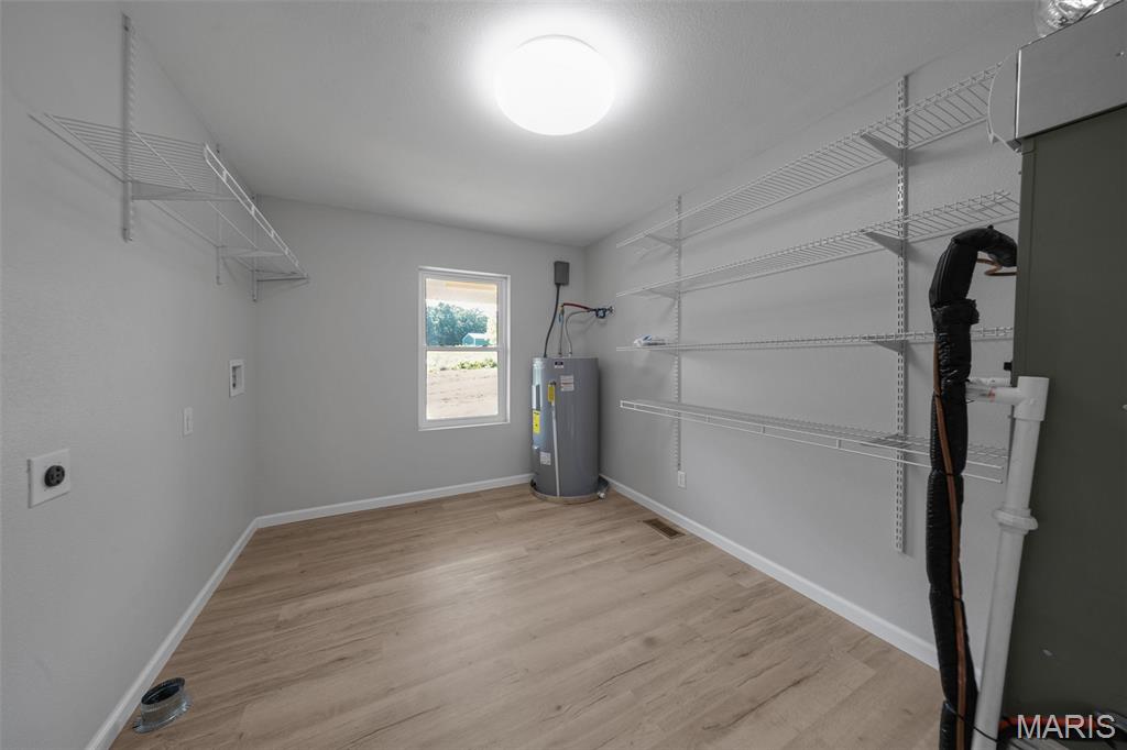 Whispering Oaks - Residential