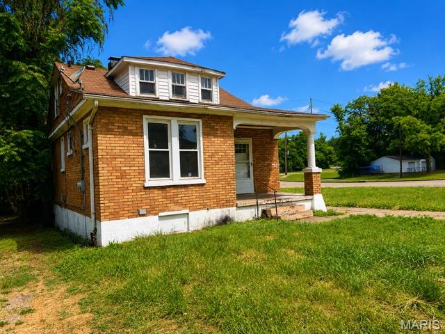 West Walnut Manor - Residential