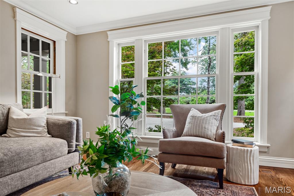 Georgian Acres - Residential