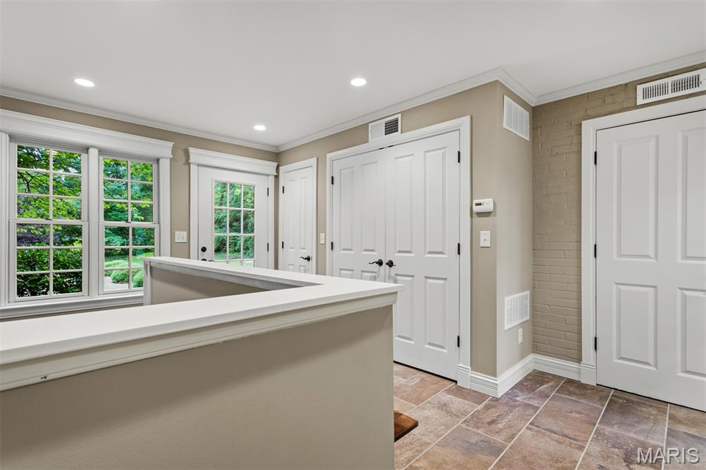 Georgian Acres - Residential
