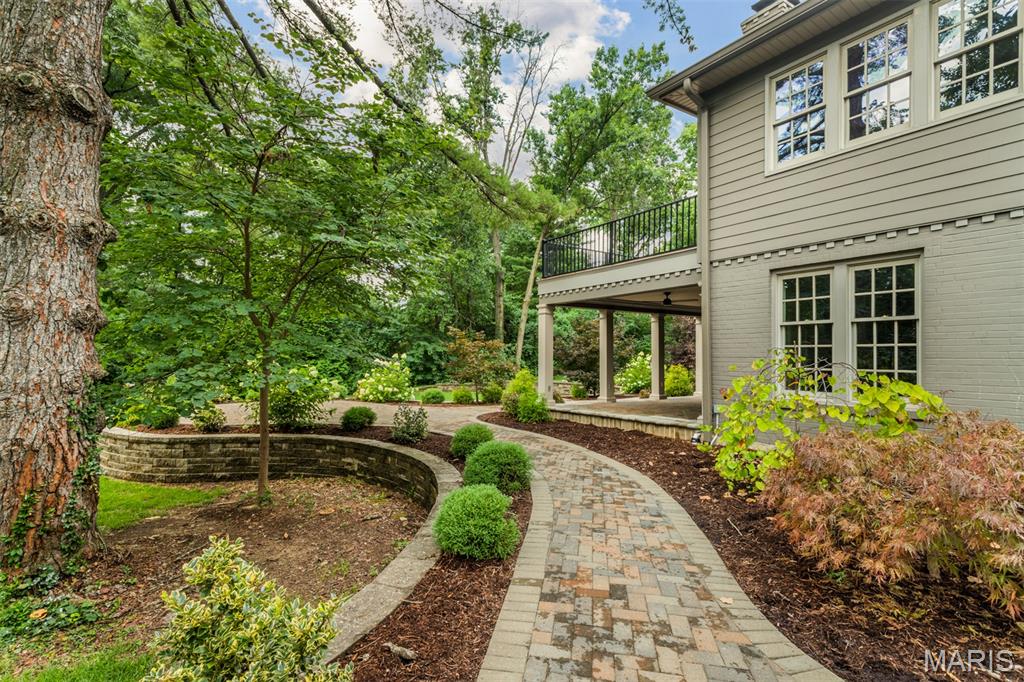 Georgian Acres - Residential