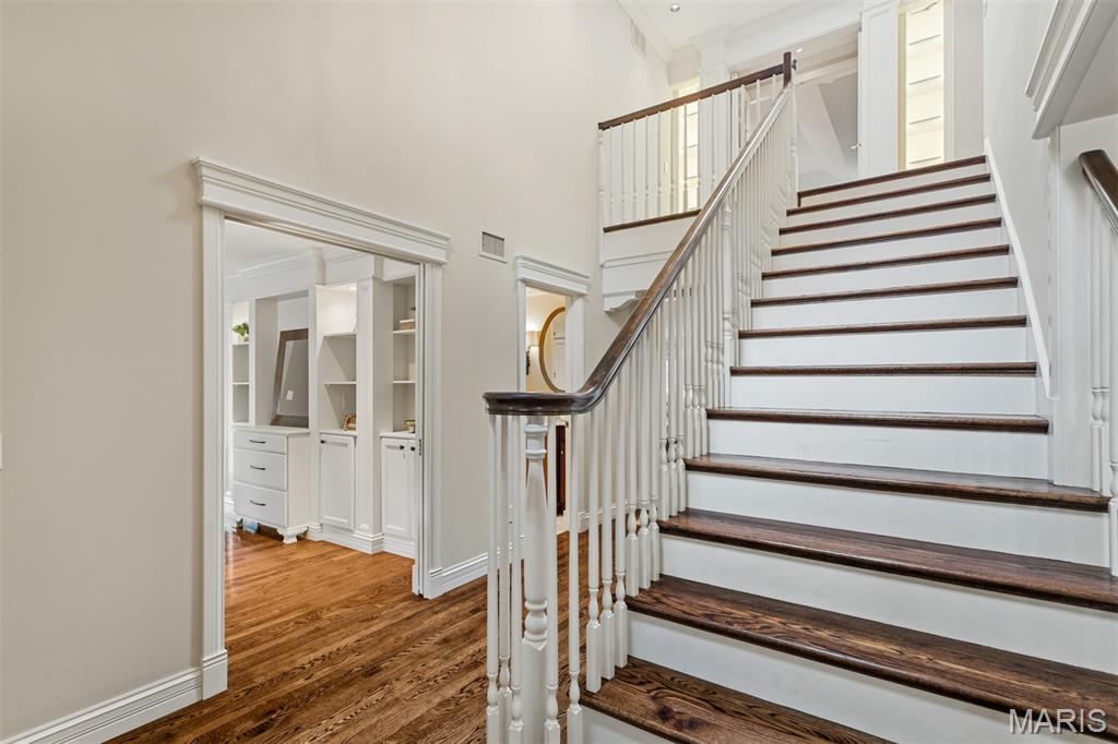Georgian Acres - Residential