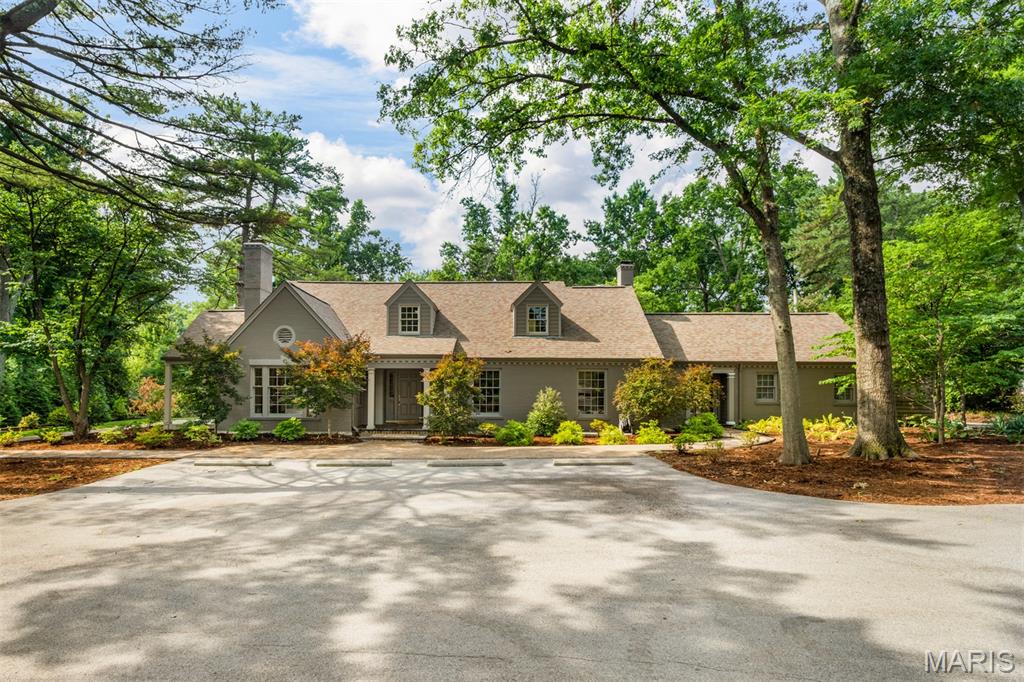 Georgian Acres - Residential
