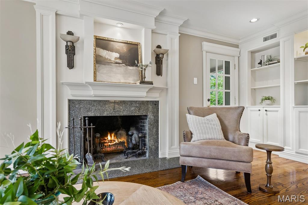 Georgian Acres - Residential