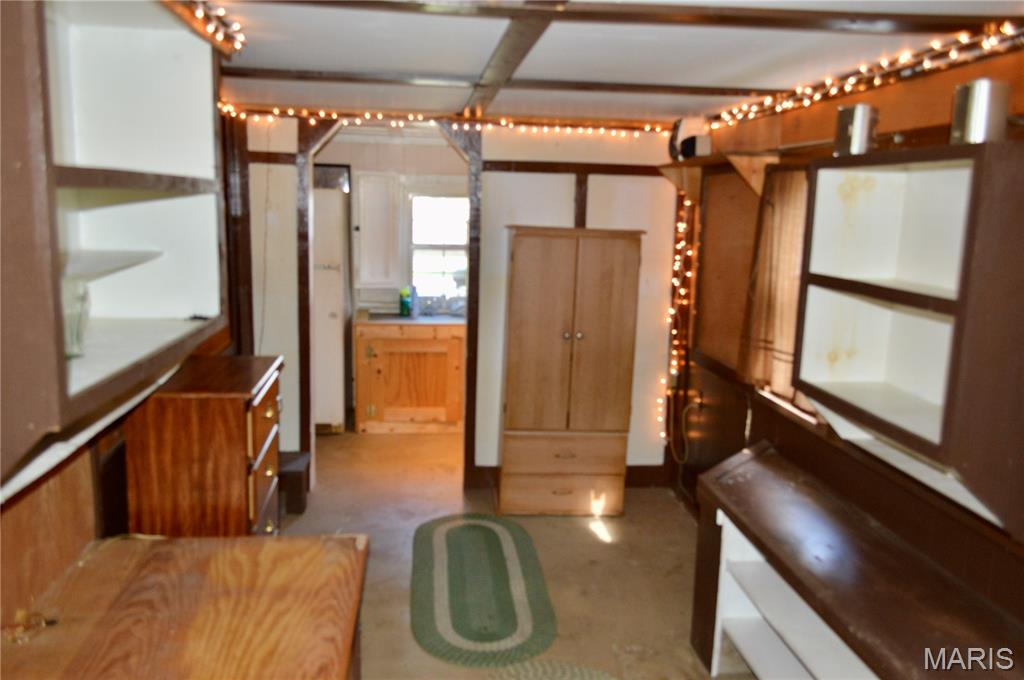 Thompsons Sub - Residential