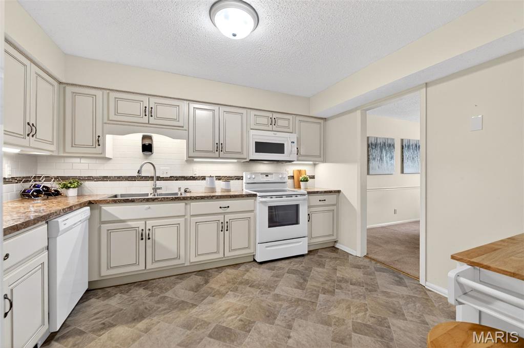 Clayton Crossing Condo 1 - Residential