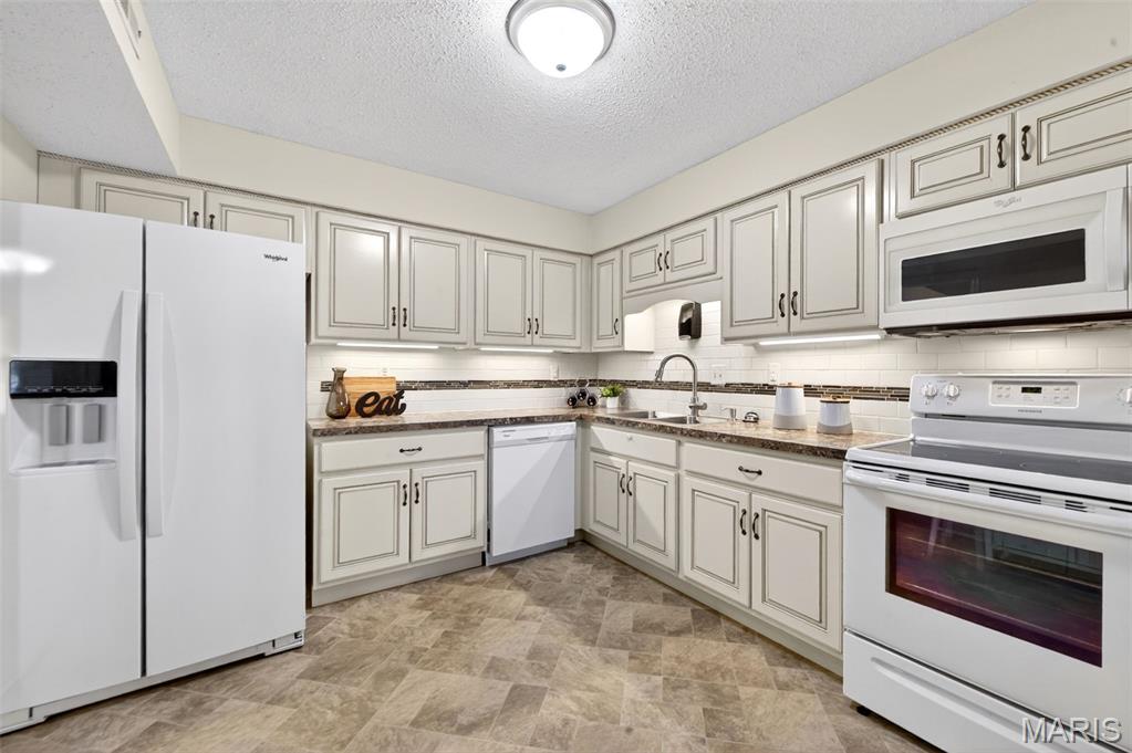Clayton Crossing Condo 1 - Residential