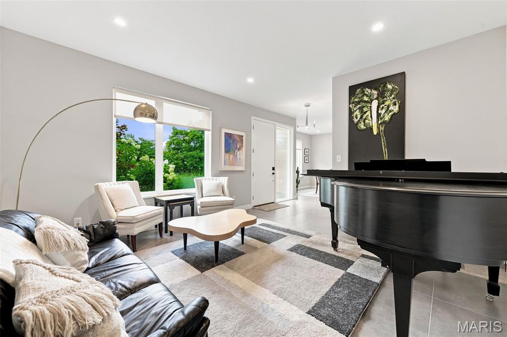 Richmond Hills - Residential