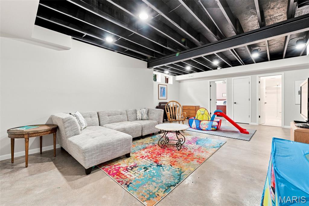Richmond Hills - Residential