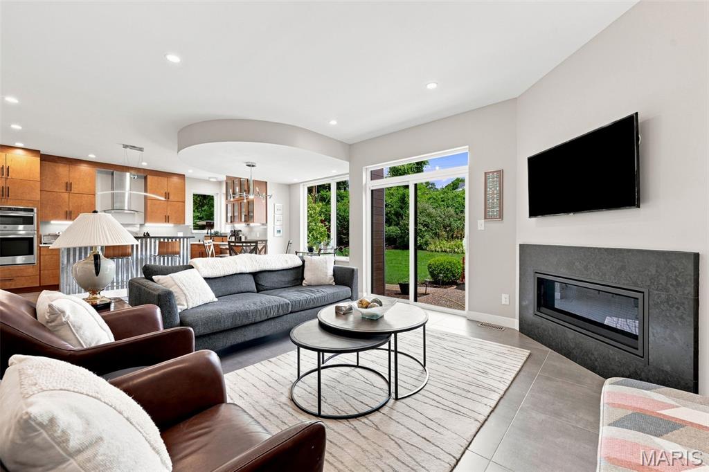 Richmond Hills - Residential
