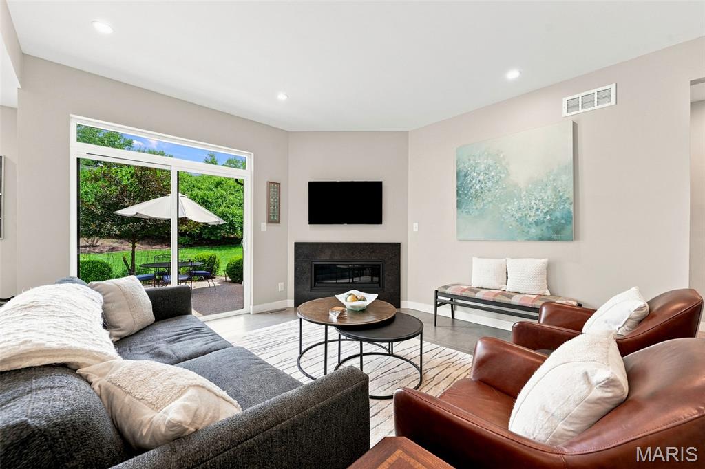 Richmond Hills - Residential