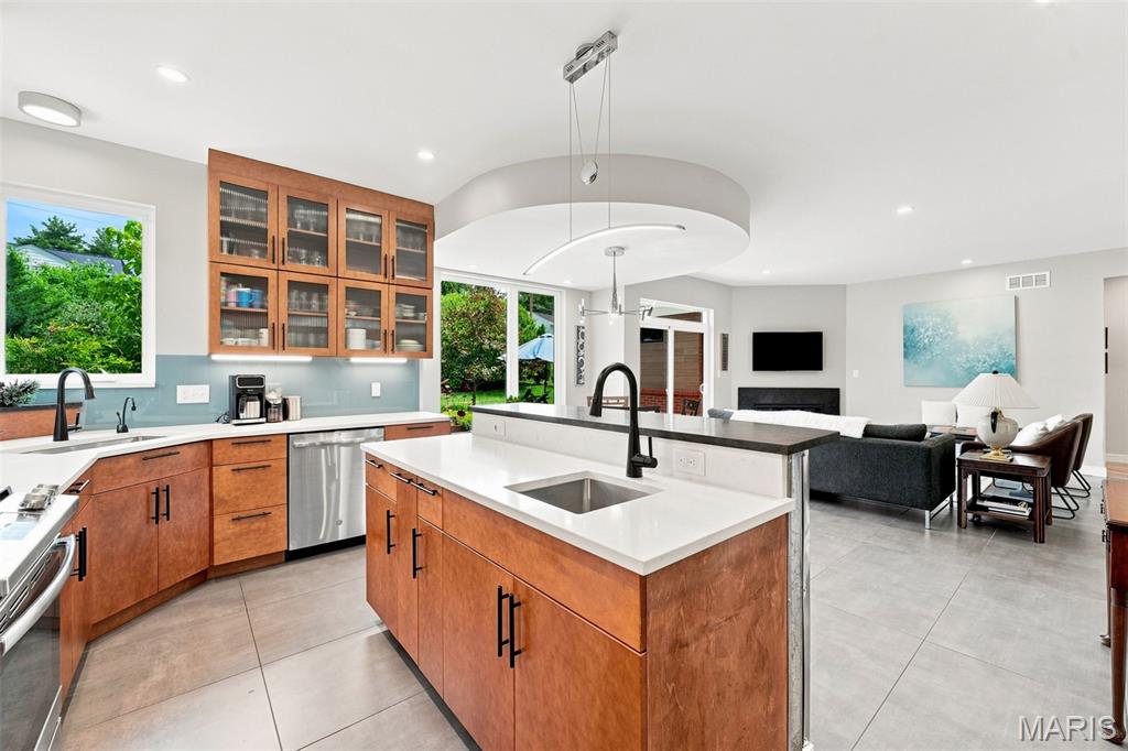 Richmond Hills - Residential