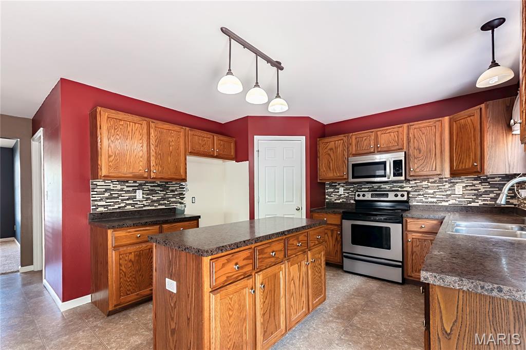 Mayfield Farms Estates 2 - Residential