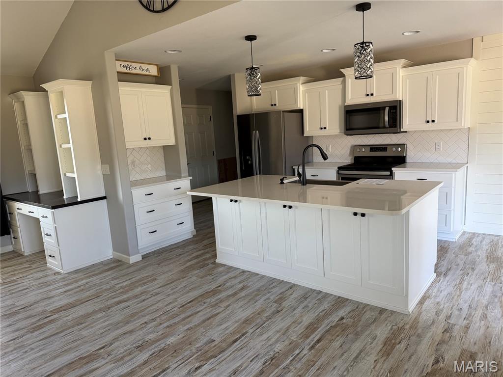 Oak Estates - Residential