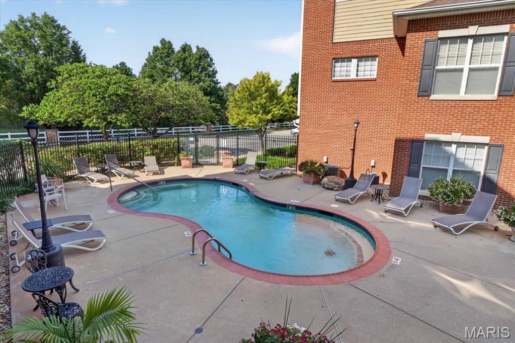 McKnight Crossing At Tilles Park - Residential