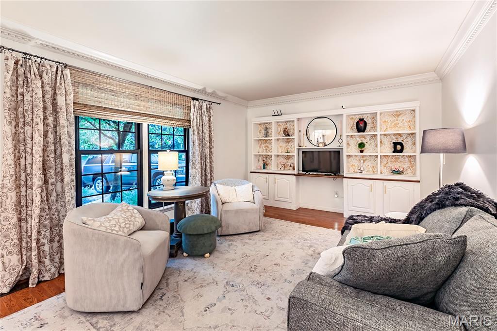 Westglen Estates 4 - Residential