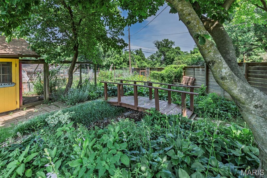 Westglen Estates 4 - Residential
