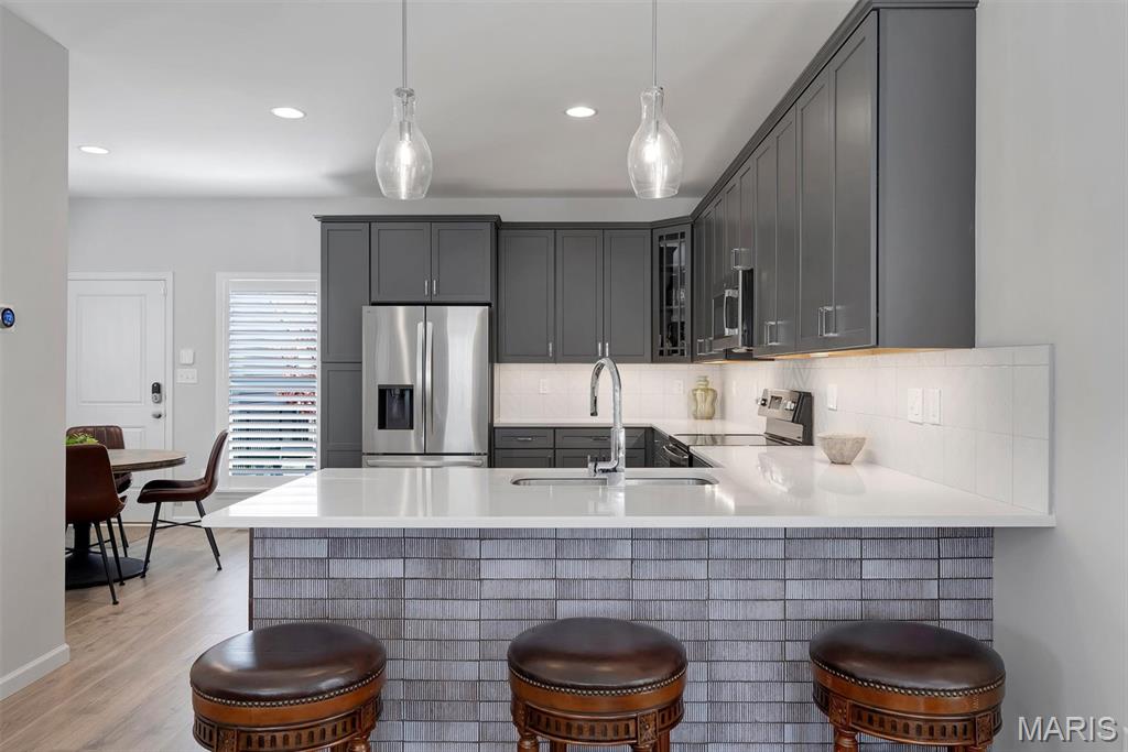 Villages At Crestwood Crossing The - Residential