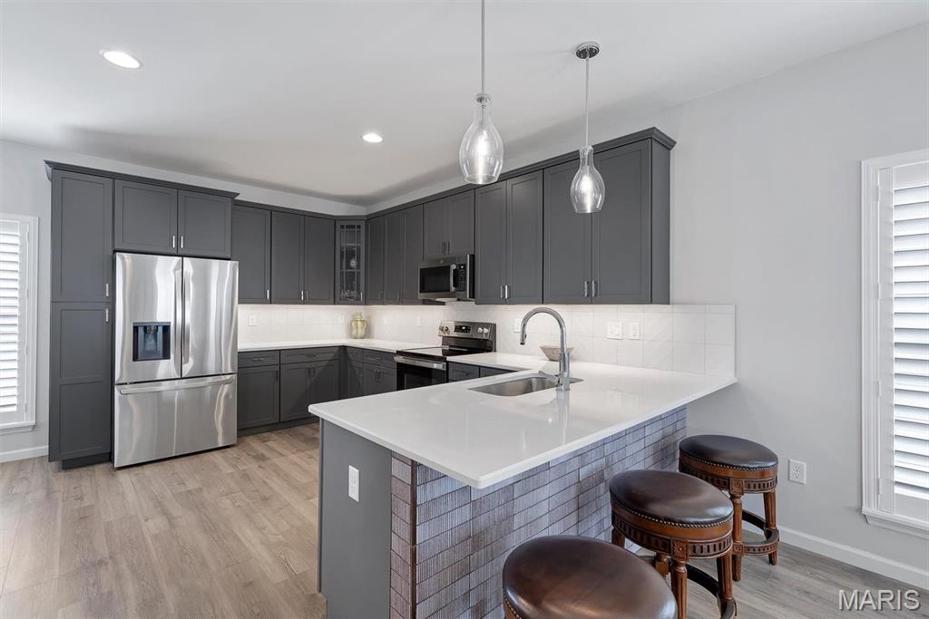 Villages At Crestwood Crossing The - Residential