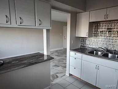 Hazelcrest Iii Condo - Residential