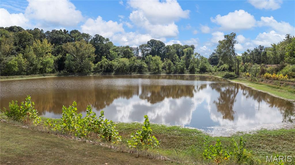 Royal Forest Condo Sec 2 - Residential