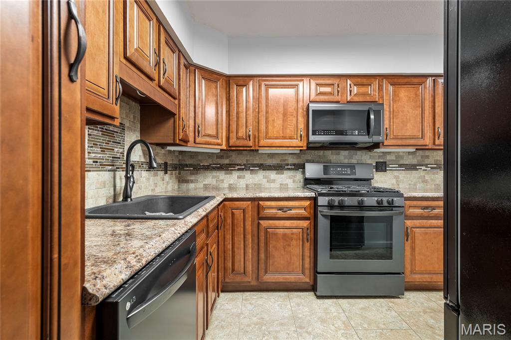Royal Forest Condo Sec 2 - Residential