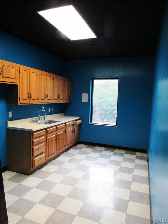 None - Commercial Lease