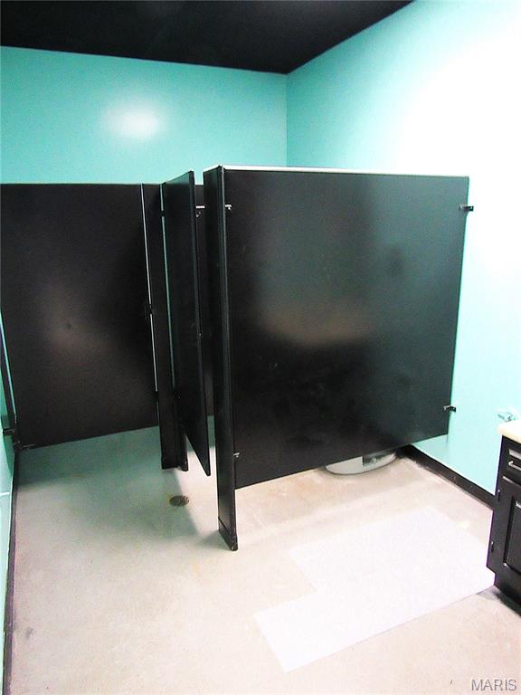 None - Commercial Lease