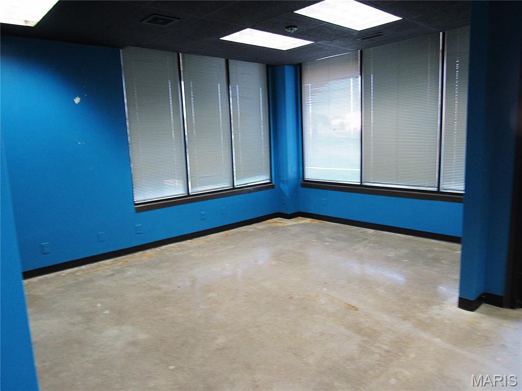 None - Commercial Lease
