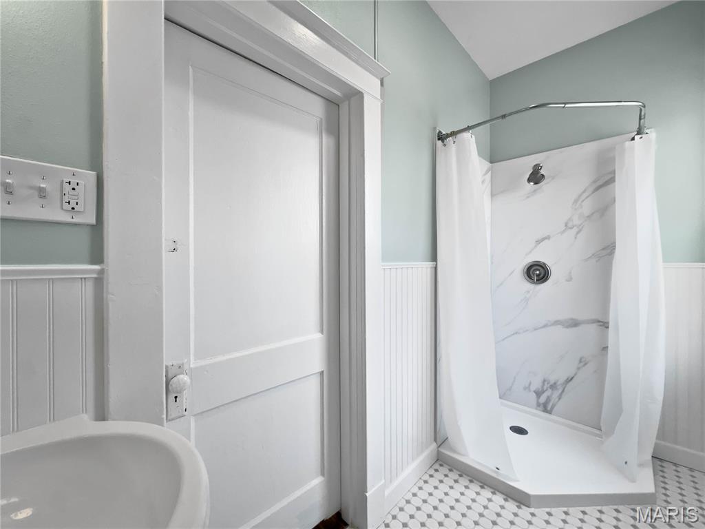 Schneiders Add - Residential