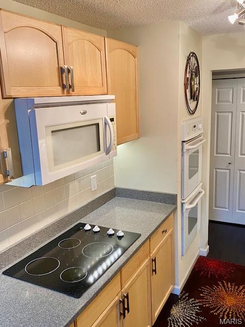 Coeur De Royale Condo Ph V - Residential