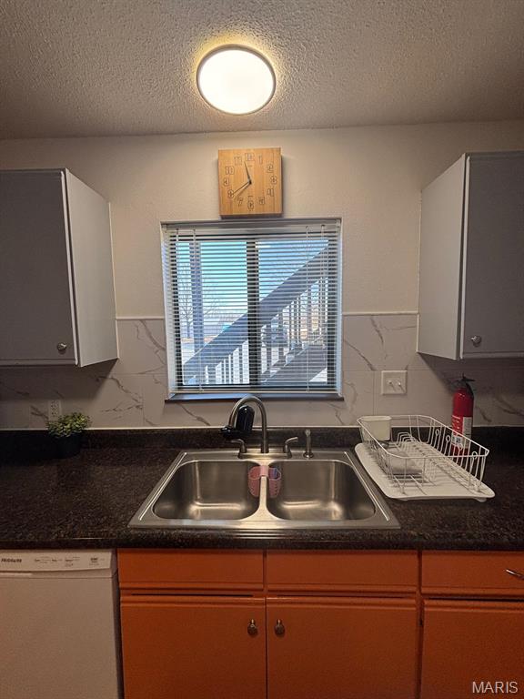 Pine Lake Village - Residential
