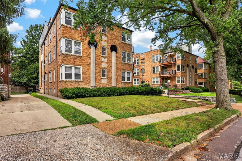 York Condo - Residential