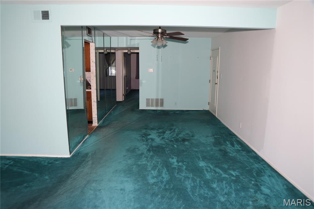 Carroll Wood Hill Condominiom - Residential