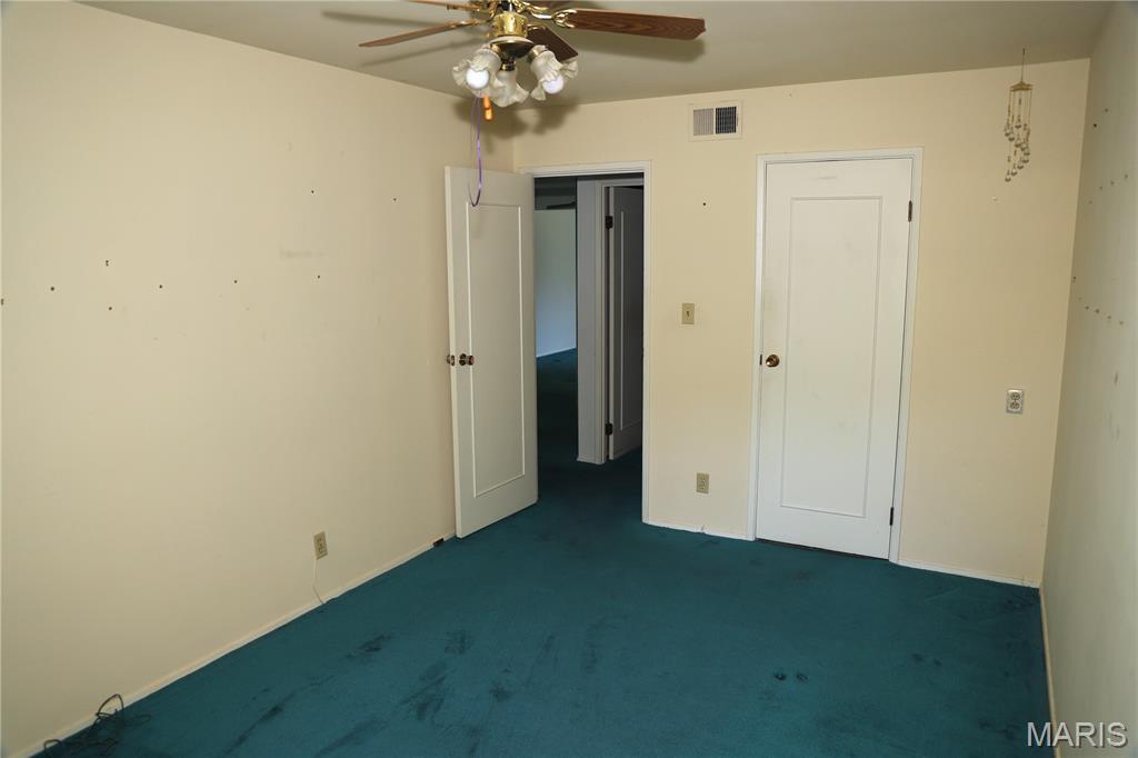 Carroll Wood Hill Condominiom - Residential