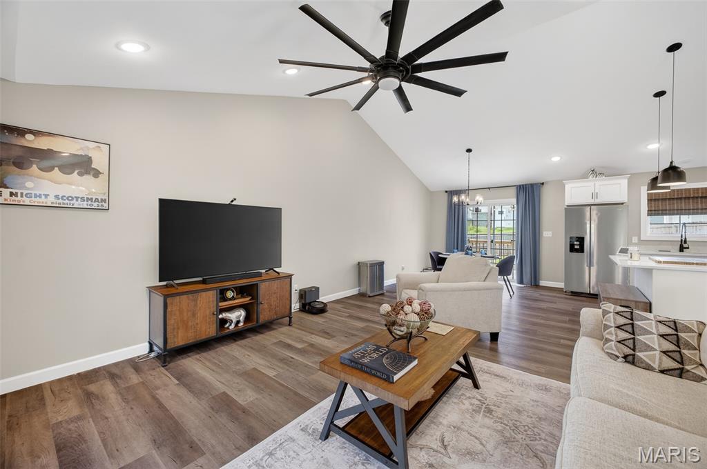 Pinnacle Homes At The Summit - Residential