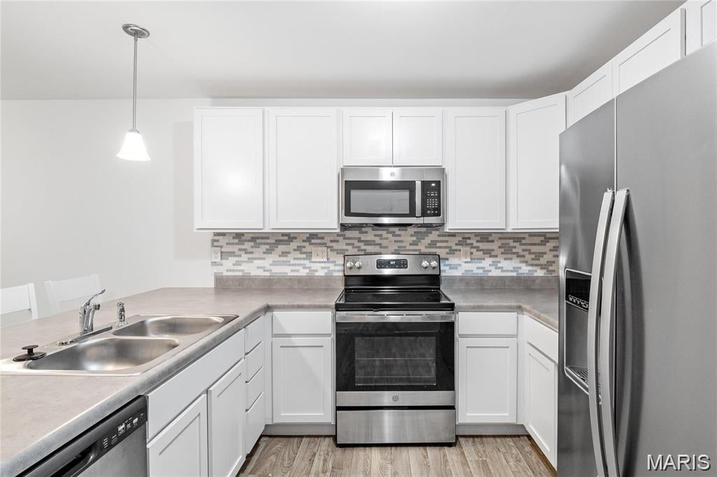 New Town At St Chas #6-C-2-1 - Residential Lease