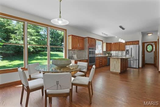 Country Place At Chesterfield Three - Residential
