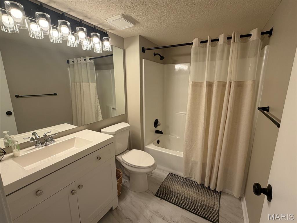 Creve Coeur Station - Residential Lease
