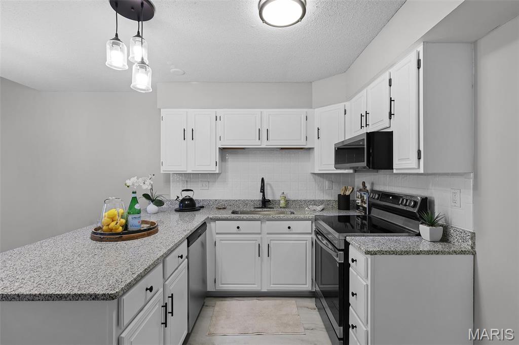 Creve Coeur Station - Residential Lease