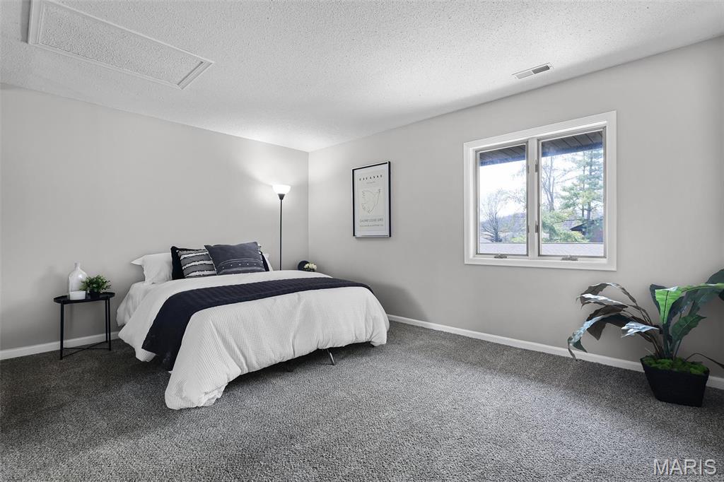 Creve Coeur Station - Residential Lease