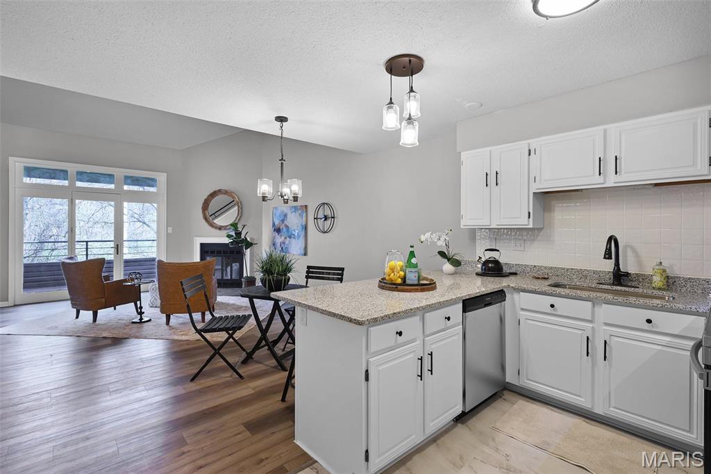 Creve Coeur Station - Residential Lease
